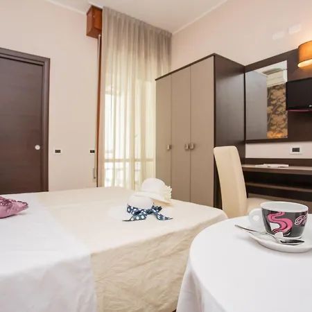 Hotel Maison Lalla Cesenatico